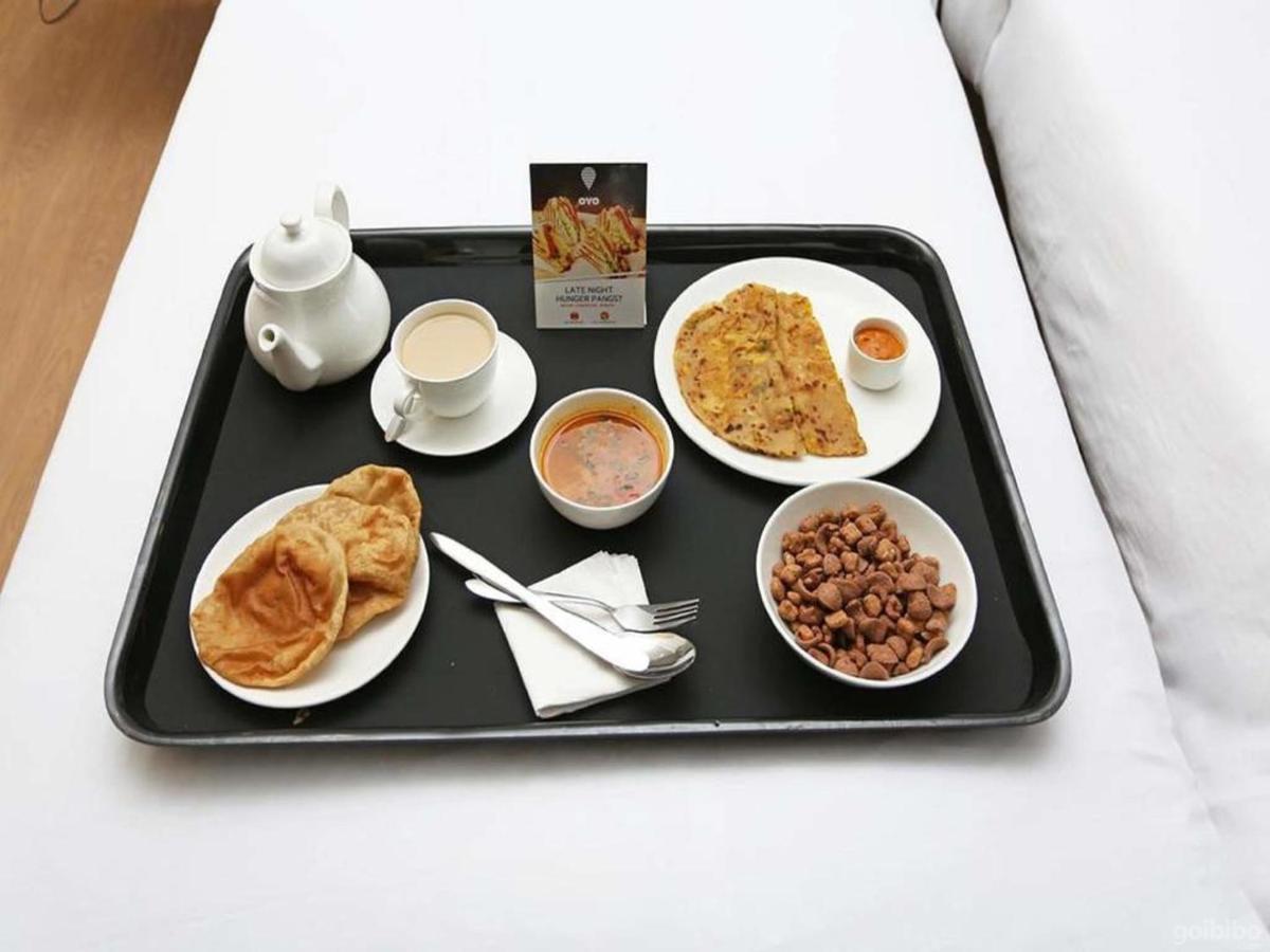 Couette-café Star Residency Kailash Colony